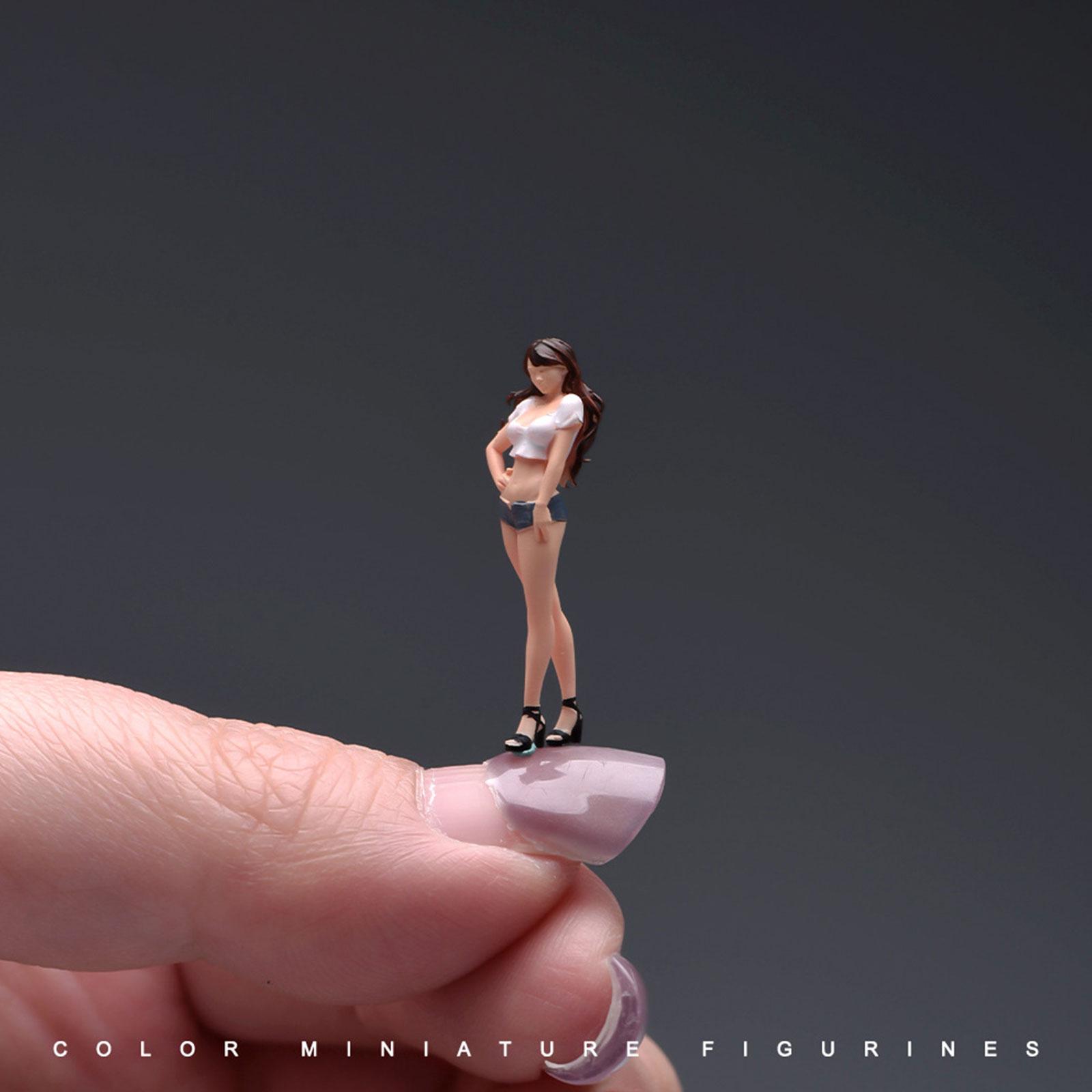1 64 Scale Female Figure Resin - огляд і ціна Smart Garden Mini